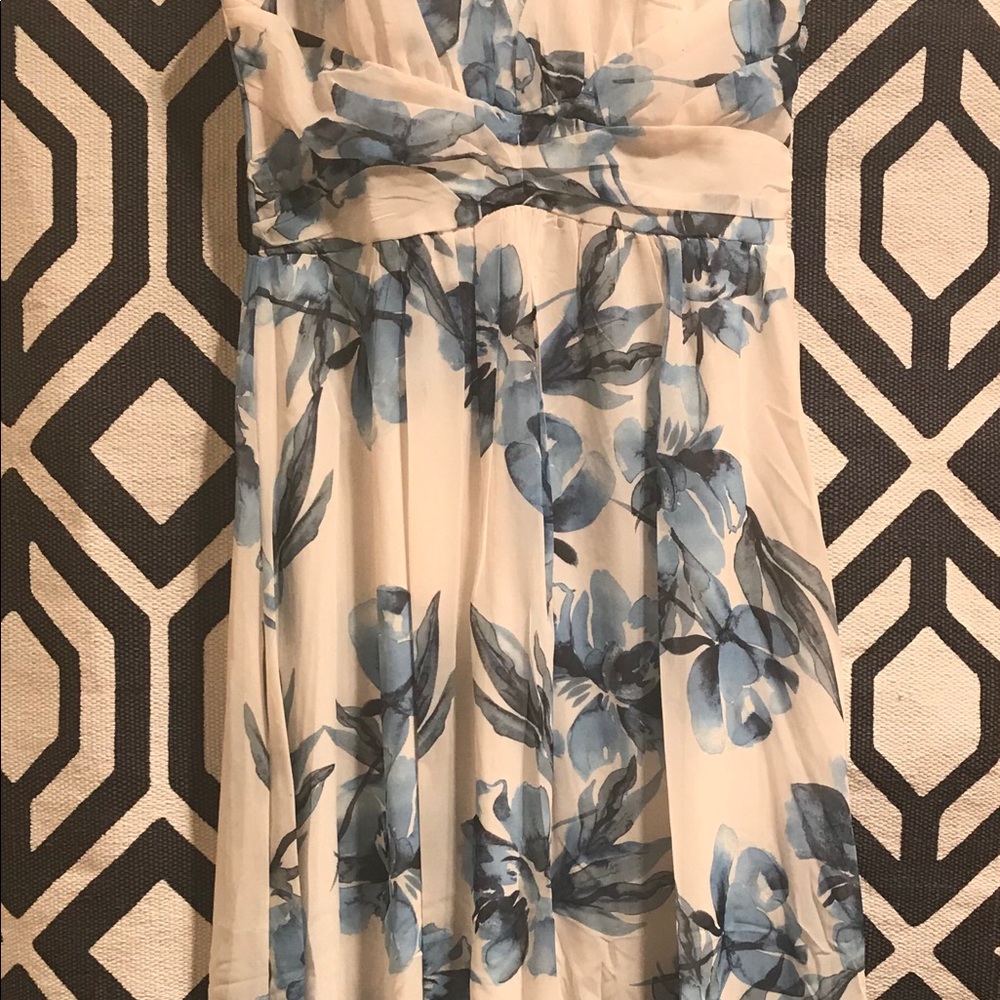 Floral Maxi Dress - Picture 6 of 7